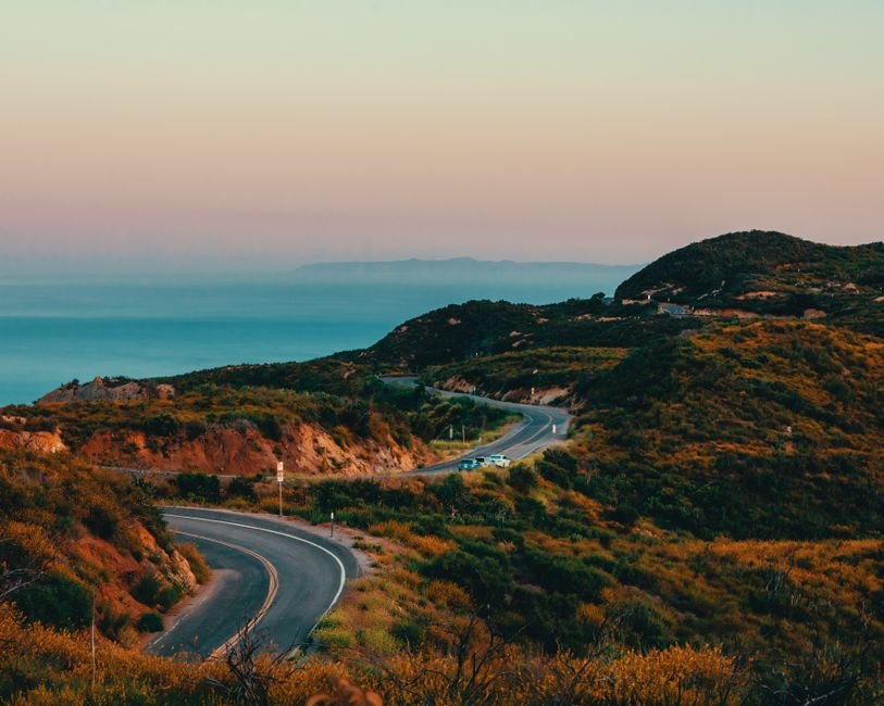 Ultimate Luxury California Road Trips: Experience Unforgettable Scenic Drives